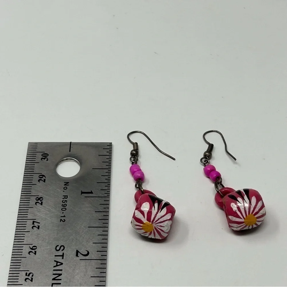 Small Hand-painted Pink White Daisy Floral Mug Dangle Earrings Silver Tone Hook